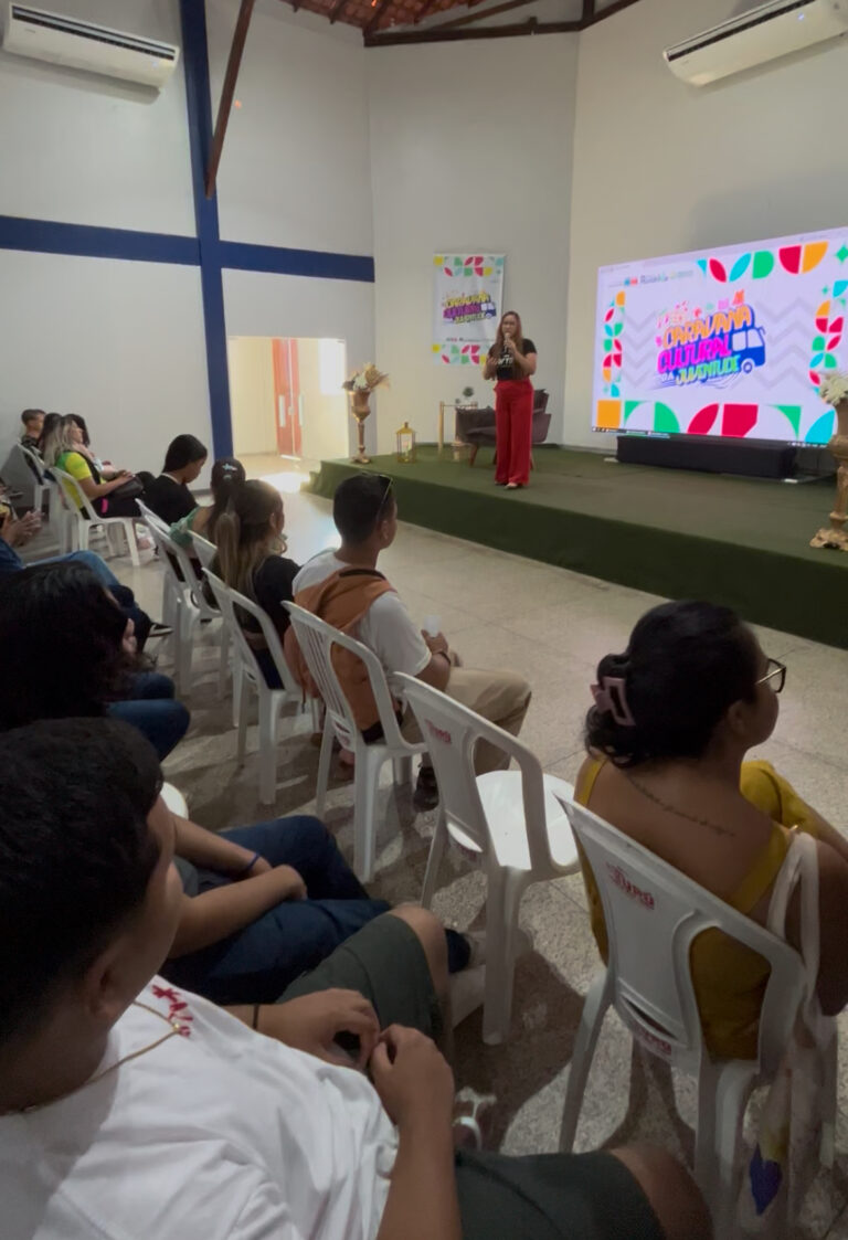 Caravana Cultural da Juventude inicia programação em Macapá com palestra e sessão especial de cinema