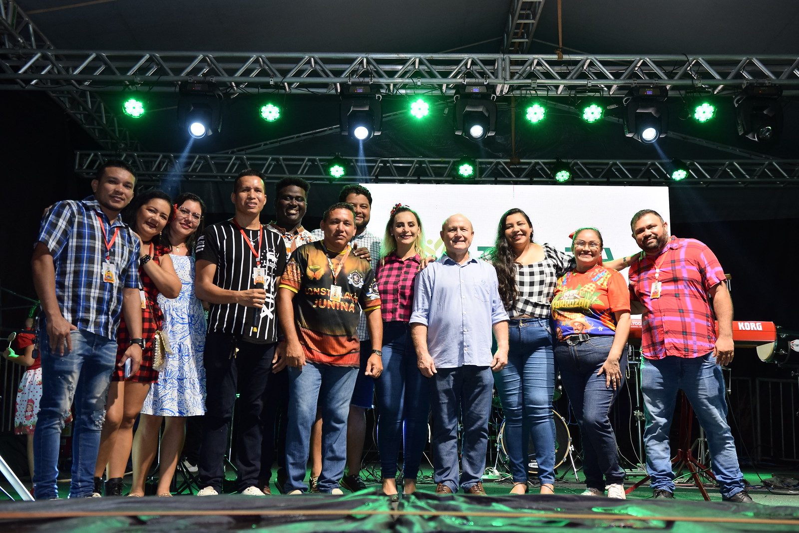 54587688777_fd9c43ca9f_h