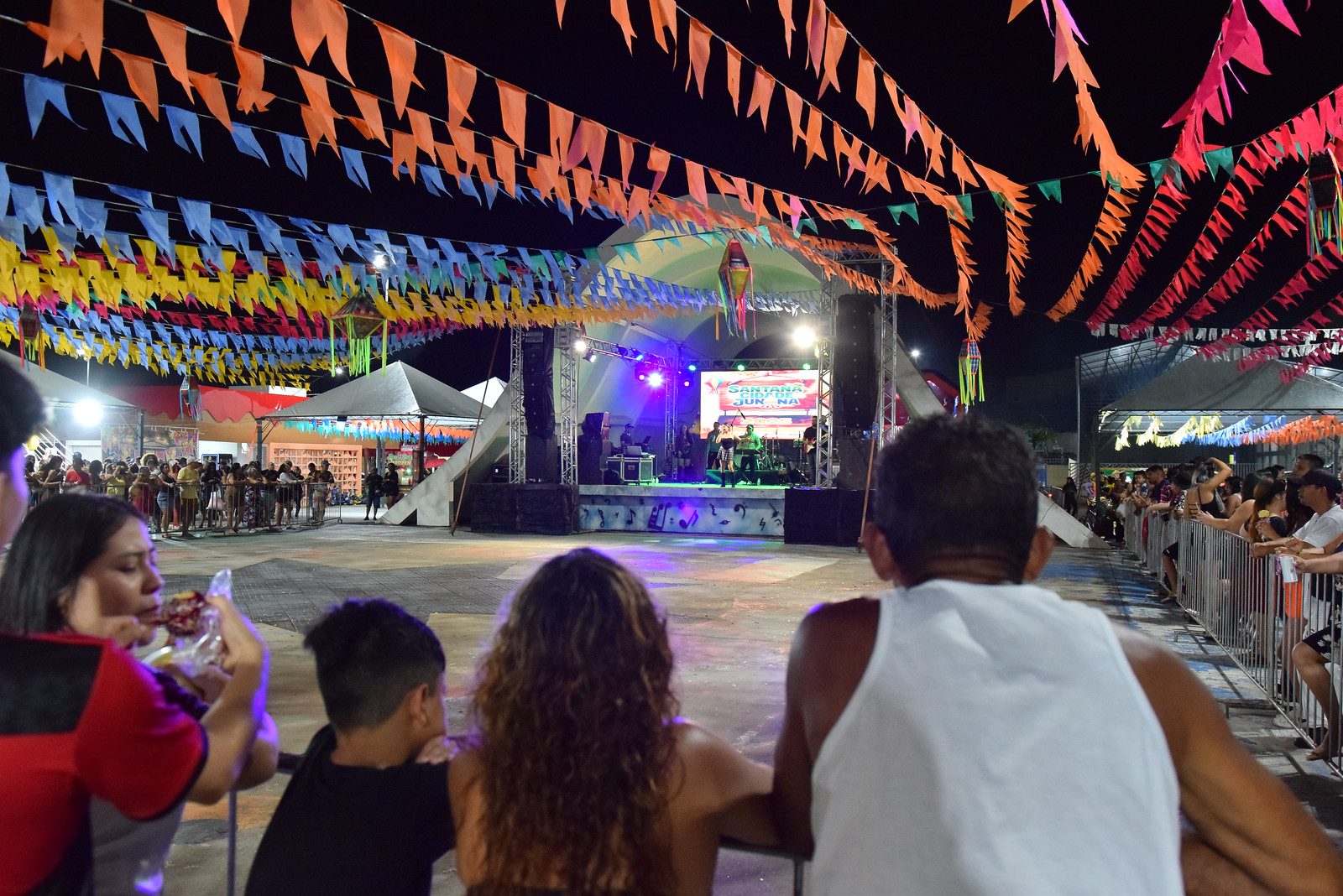 54604529405_52c04a550c_h