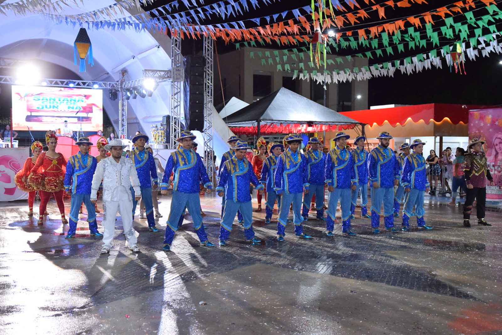 dsc_0588_54618670322_l